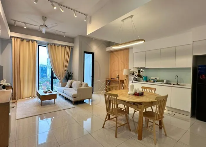 Sentral Home Brickfields Bangsar Kuala Lumpur 2-5Pax